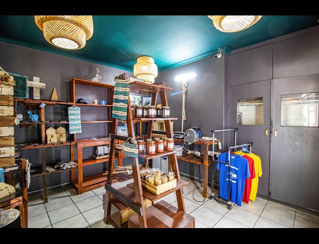 227M² RESTAURANT FOR SALE IN DWARSKERSBOS